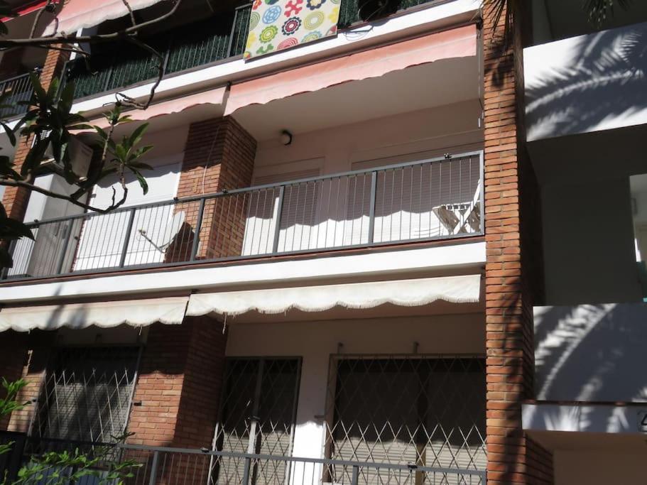 Appartement Coqueto Alojamiento Con Banera De Hidromasaje à Tarragone Extérieur photo